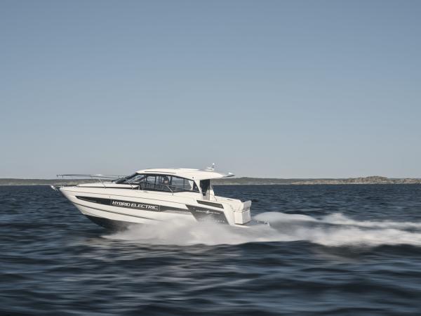 The Future is Now: Boating's Cutting-Edge Trends for 2024